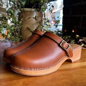 RE/DONE 70’s Classic Clogs tan leather/wooden bottom/Italy/boho/retro. Size 9/39